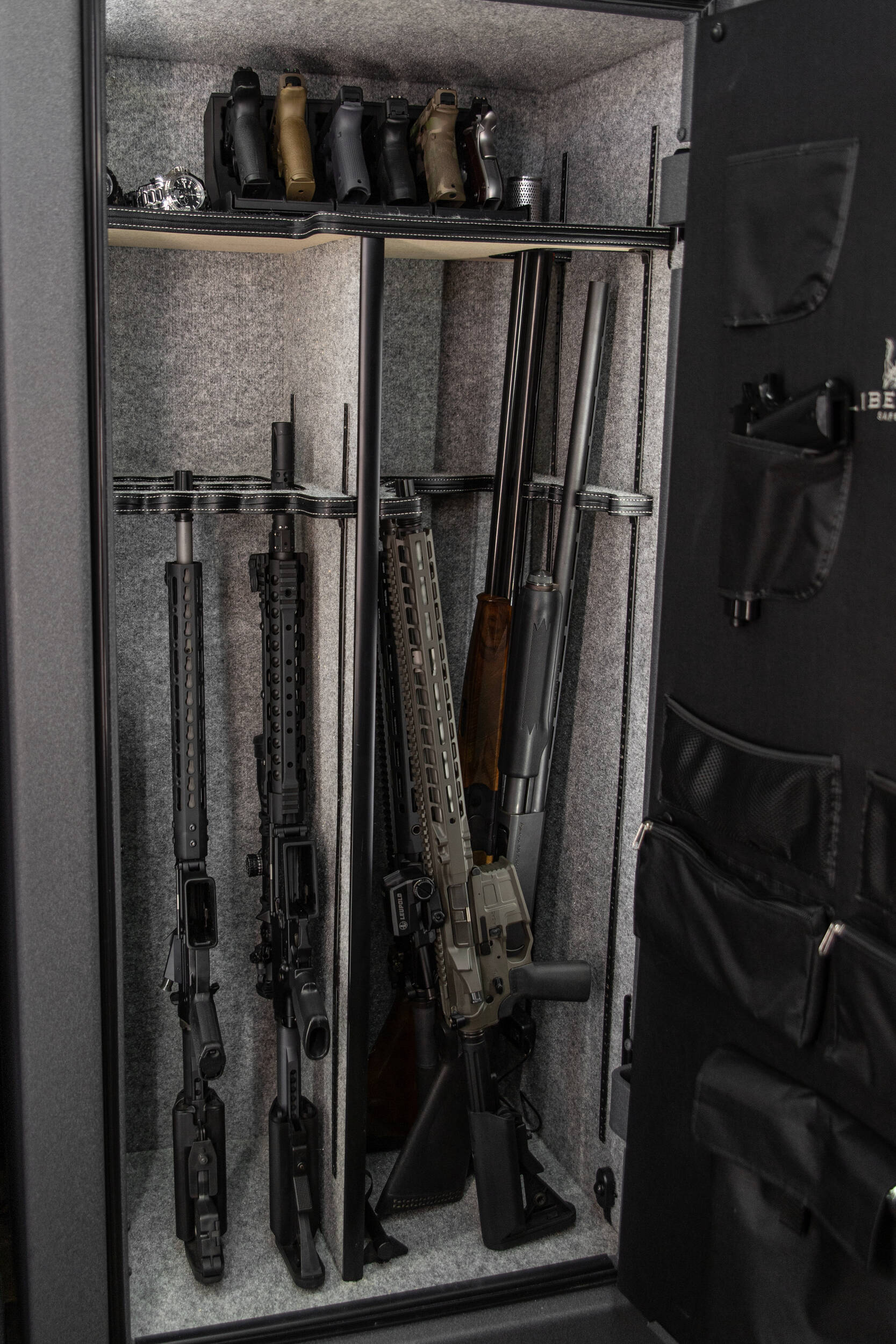 You are currently viewing How To Organize A Gun Safe: Maximize Space & Security!